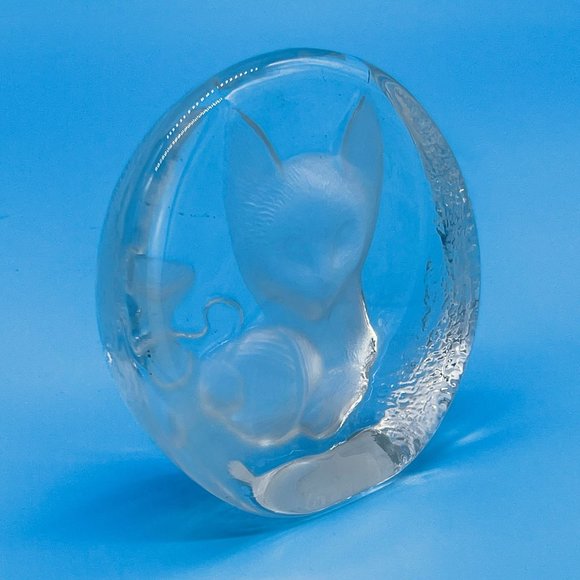 Vtg Lead Crystal Etched Paperweight Zajecar Yugoslavia Kitten Cat Ball of Yarn - Picture 3 of 9